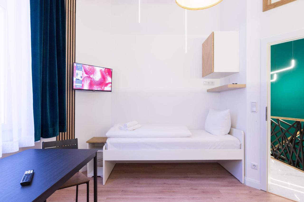 Hevals Spa & Design Apartment Berlin Dış mekan fotoğraf